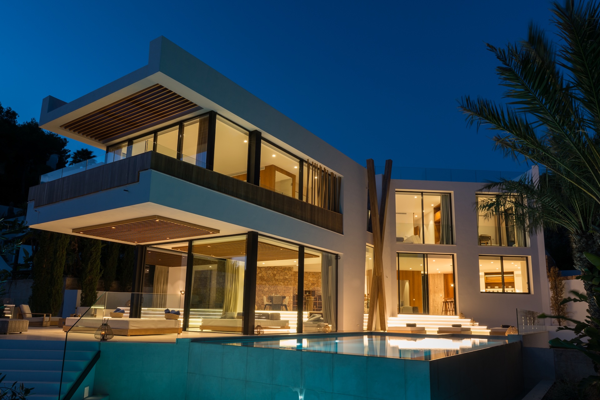 Resa Estates Villa Can Furnet ibiza night huse.jpg